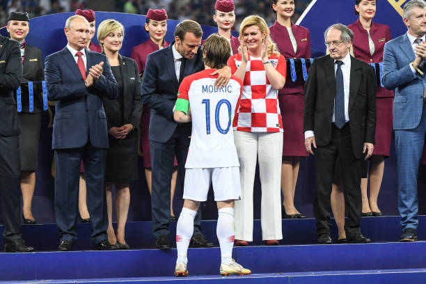 后又通过租 后又通过租