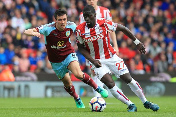 更加扣人心 更加扣人心