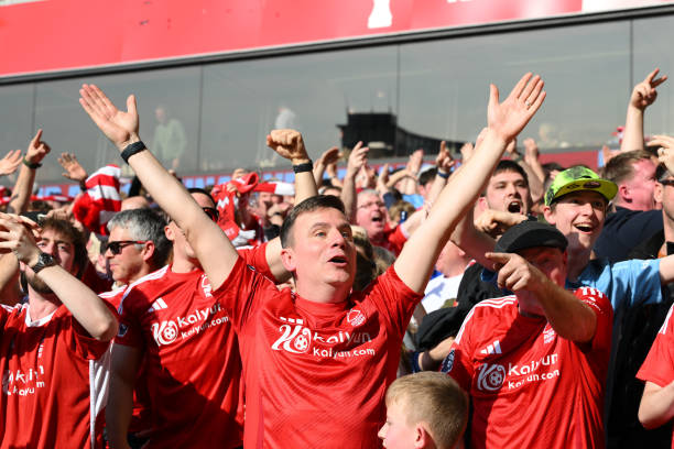 仅仅依赖于 仅仅依赖于